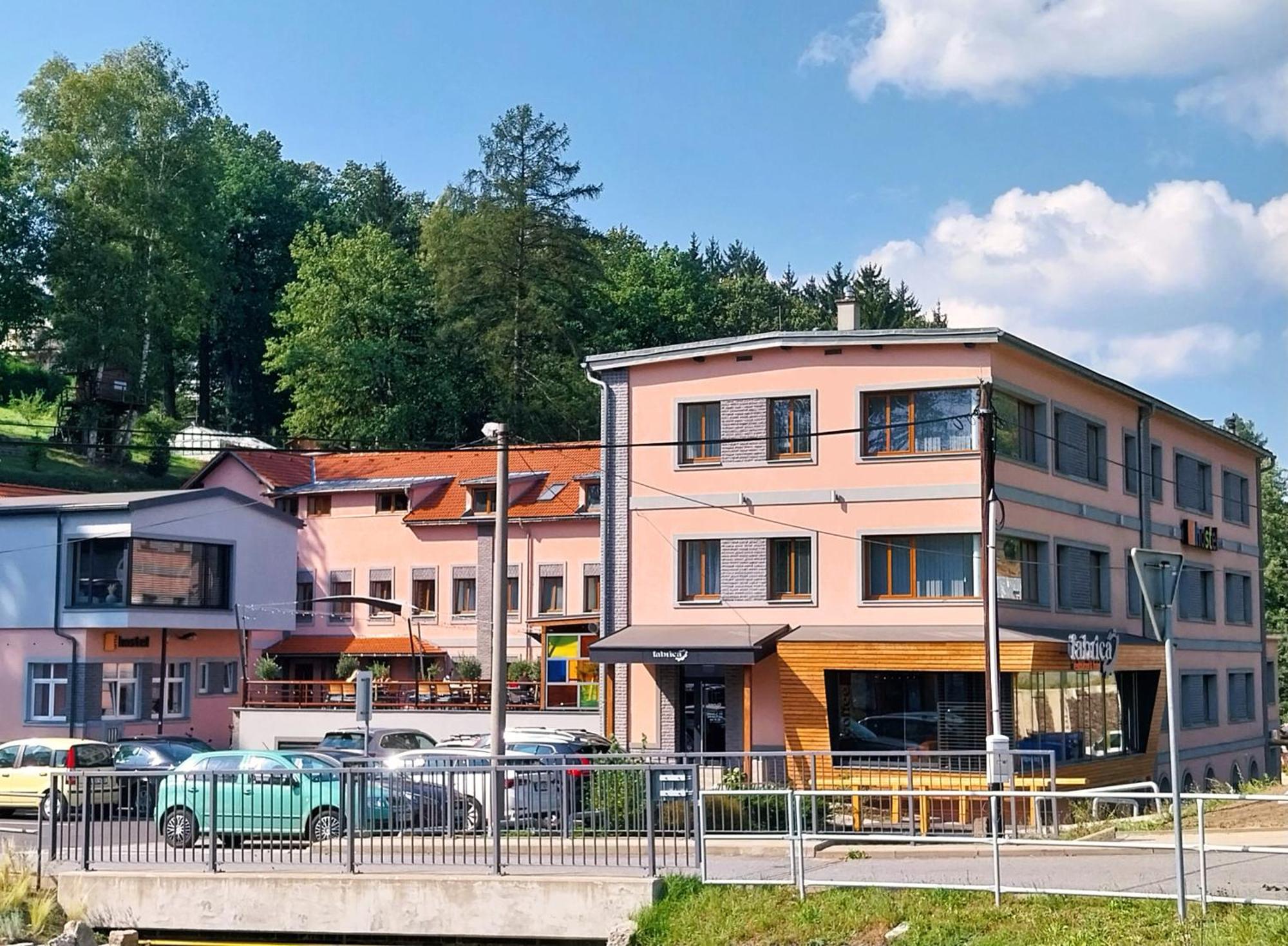 Hotel Fabrica 3*